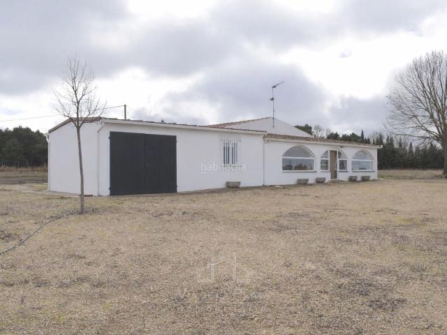 Casa en venta en Fuente de San Esteban La. Exclusiva finca rústica con vivienda reformada en La Fuente de San Esteban. Casas Fuente de San Esteban.