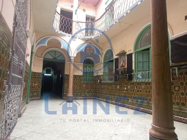 Casa en venta en Fuente Obejuna. Gran Casona conservando todo su encanto de la época en perfecto estado de conservación a la venta en el municipio de Fuente Obejun. Casas Fuente.