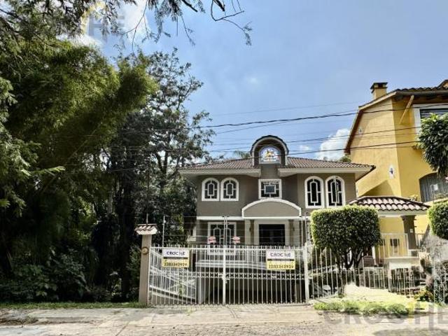 Casa en venta en Fuentes de las Ánimas frente al parque Huarache Xalapa