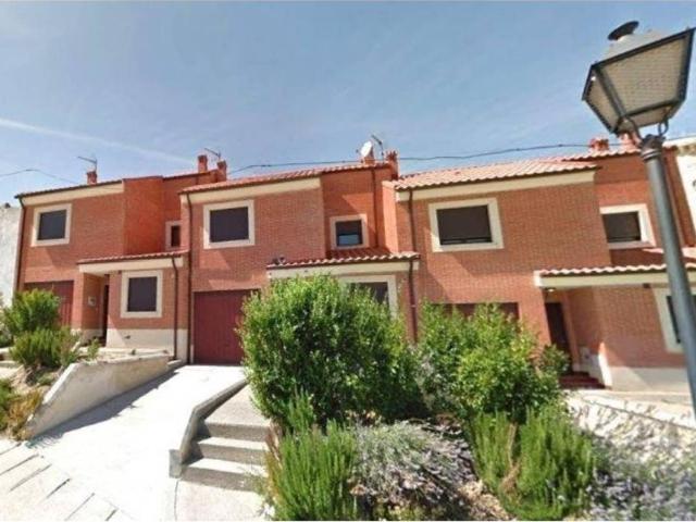 Casa en Venta en Fuentes de Valdepero
