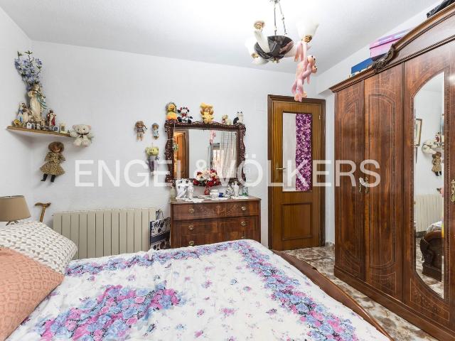 Casa en venta en Fuenlabrada, Centro. Gran casa unifamiliar con garaje en Fuenlabrada. Casas.