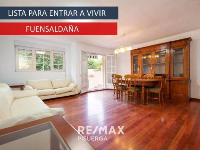 Casa en Venta en Fuensaldaña