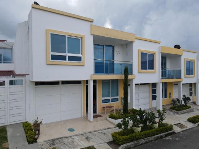 Casa En Venta En Fusagasuga En Tierra Grata V264994