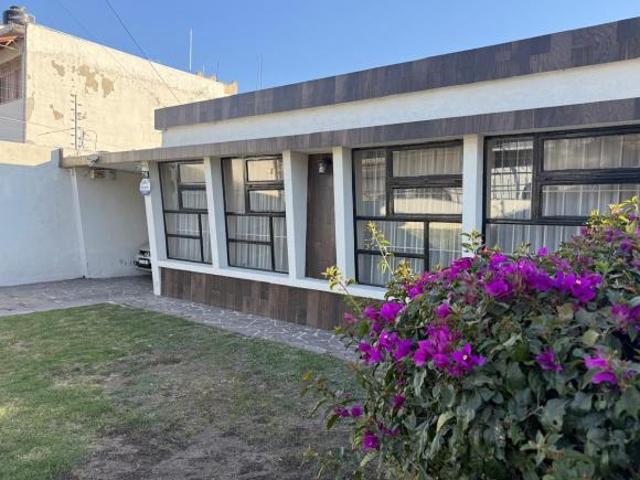 Casa en venta en Faja de Oro 4