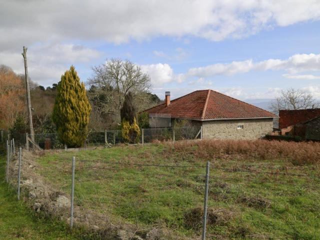 CASA EN VENTA EN FERREIRA
