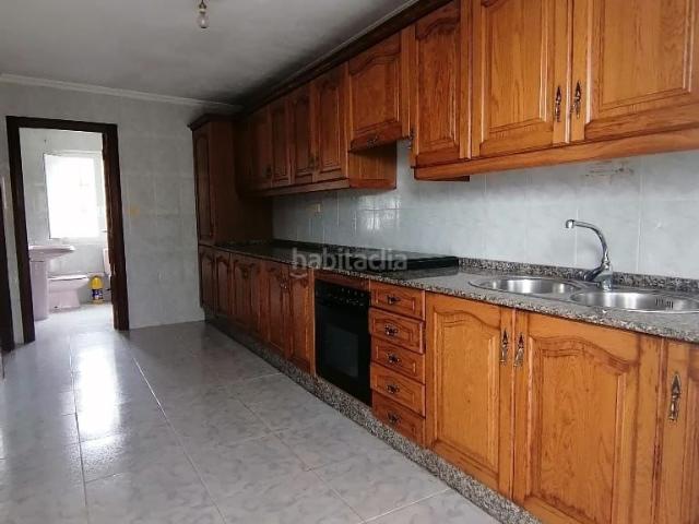 Casa en venta en Ferrol, A Malata Catabois Ciudad Jardín. CASA DE CAMPO SEMI RESTAURADA EN PAZOS FERROL. Casas.
