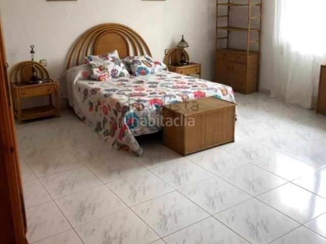 Casa en venta en Ferrol, A Malata Catabois Ciudad Jardín. Casa en venta en Serantes, 4 dormitorios. Casas.