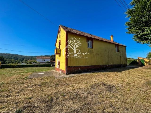 Casa en venta en Ferrol, Área Rural. CASA DE PIEDRA CON FINCA EN ESMELLE FERROL. Casas.