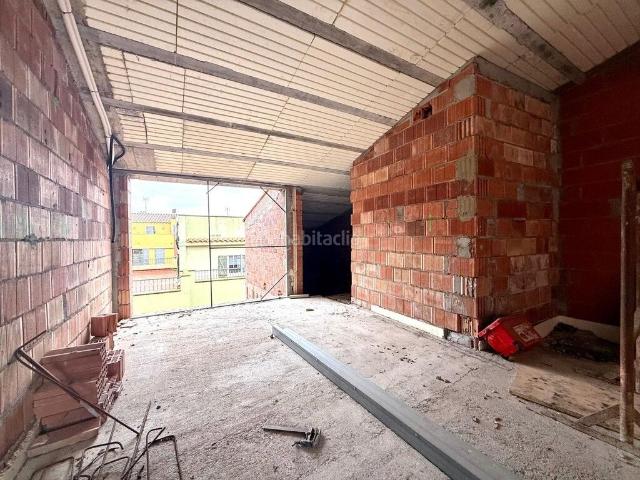 Casa en venta en Figueres, Eixample Horta Capallera. Casa adosada a reformar en Figueres con proyecto CCalçada de Tapis nº7. Casas.