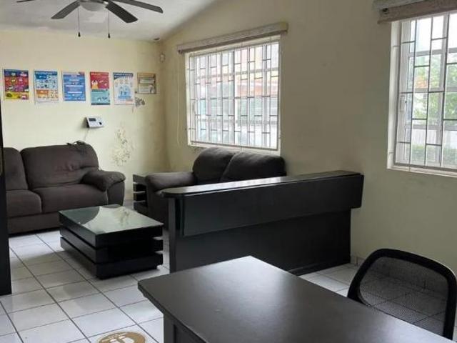 CASA EN VENTA EN FLORES DEL VALLE | ARLETTE FLORES