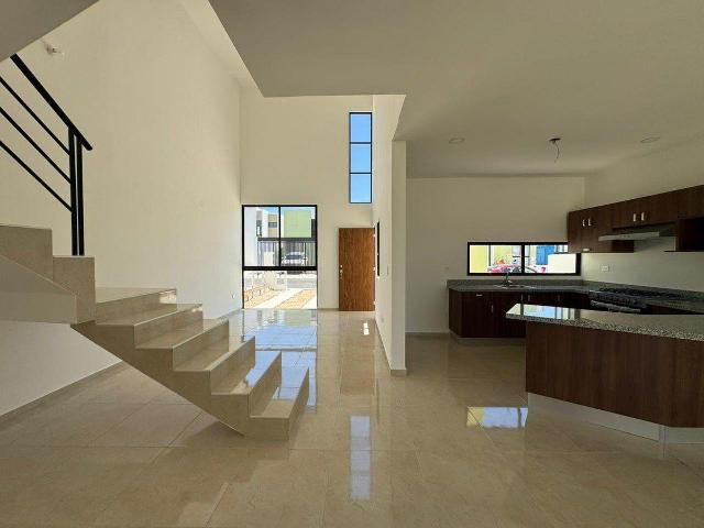 Casa en VENTA en FLORESTA al NORORIENTE de M?RIDA de 3 REC?MARAS