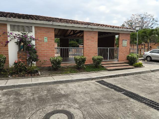 Casa En Venta En Floridablanca En Canaveral V319993