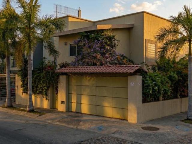 CASA EN VENTA EN FLUVIAL VALLARTA, PUERTO VALLARTA, JALISCO