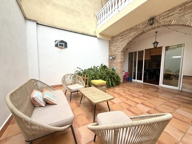 Casa en venta en Foios. FANTÁSTICO ADOSADO EN FOIOS, VALENCIA. Casas.