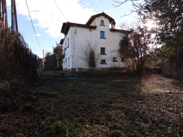 Casa en venta en Folgueroles. Casa amb jardí al centre Folgueroles. Casas.