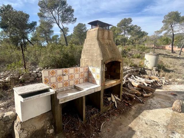 Casa en venta en Font rubí. Terreno para construir tu casa ideal en Font Rubí. Casas.