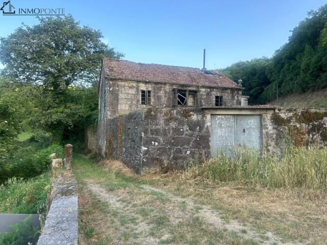 Casa en venta en Forcarei. Venta de casa de piedra para reformar en Xestoso Silleda con terreno de 6.229 m. Se vende casa de piedra tradicional gallega para. Casas.