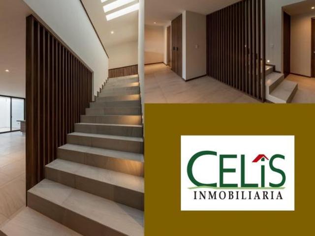 Casa en venta en Forja Real Residencial, Colonia Capulines. S.L.P