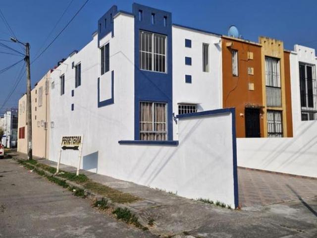 Casa en venta en Frac. Arboledas San Ramón