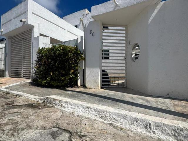 CASA EN VENTA EN FRAC. FENIX CAMPECHE