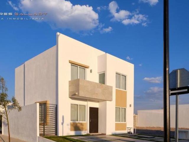 Casa en Venta en Fracc. Azura al Norte de la Ciudad de Aguascalientes