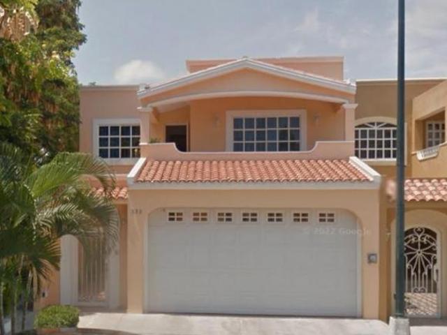 CASA EN VENTA EN FRACC. ALAMEDA, MAZATLÁN, SINALOA