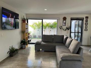 CASA EN VENTA EN FRACC ALTARA