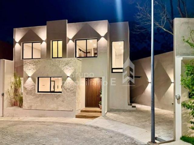 CASA EN VENTA EN FRACC. ÁNIMAS, XALAPA