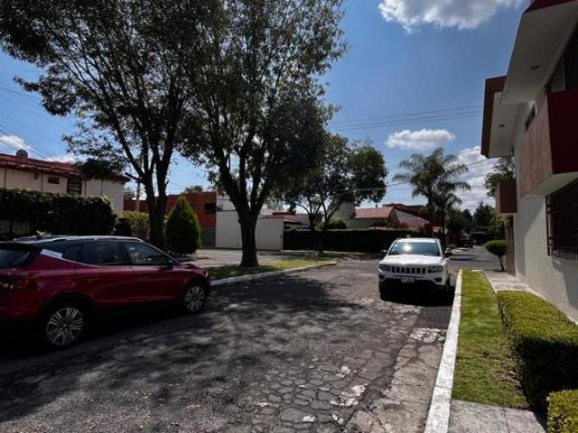 Casa en venta en Fracc. Arboledas de San Ignacio. Zona CU BUAP, Puebla