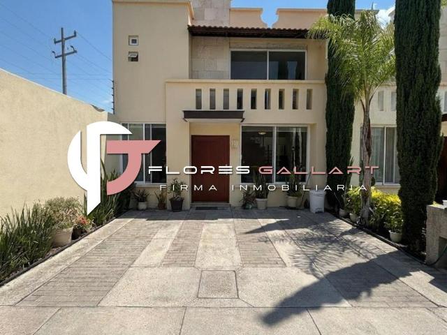 Casa en Venta en Fracc. Bosques del Para?so al Norte de la Ciudad de Aguascalientes