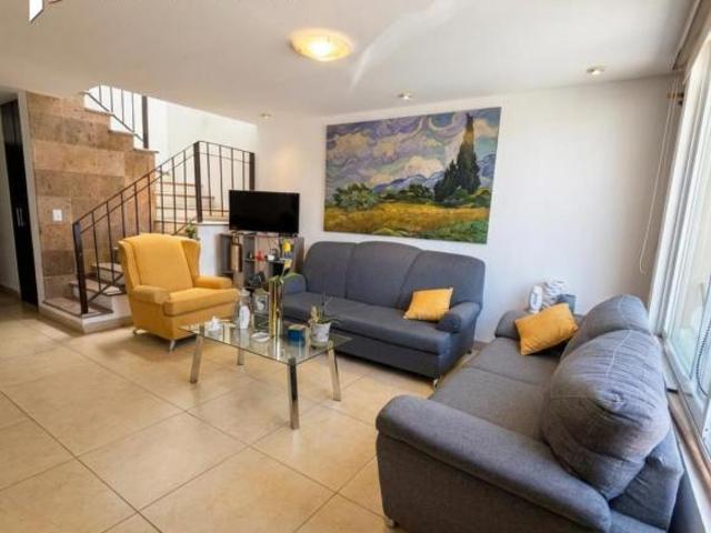 Casa en Venta en Fracc. Bosques del Paraíso al Norte de la Ciudad de Aguascalientes