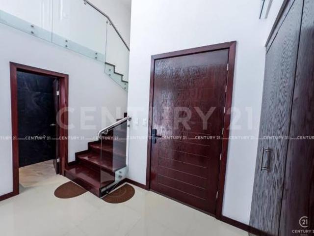 CASA EN VENTA EN FRACC. CATALUÑA EN CHIHUAHUA, CHIH