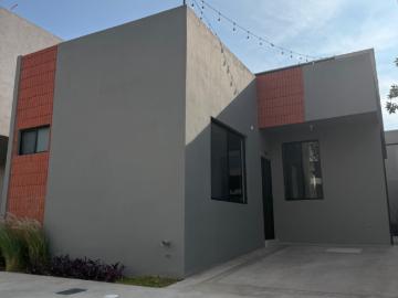 Casa en Venta en Fracc. Cerrado con salida a Blvd. Gustavo Díaz Ordaz– Ramos Arizpe, Coahuila