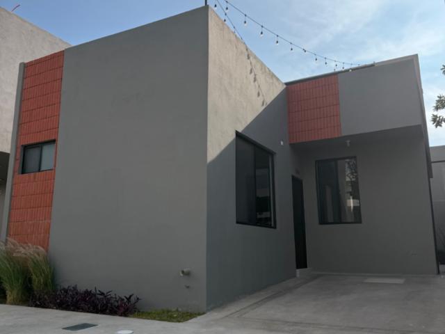 Casa en Venta en Fracc. Cerrado con salida a Blvd. Gustavo Díaz Ordaz– Ramos Arizpe, Coahuila