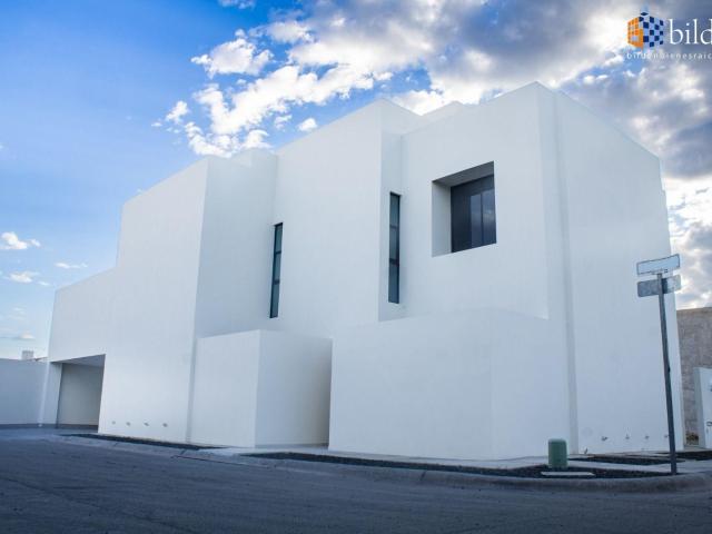 Casa en Venta en Fracc. El Lago Residencial Durango