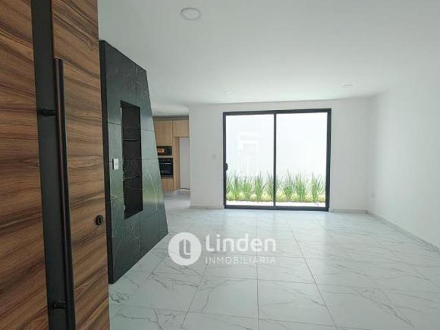 CASA EN VENTA EN FRACC. EL SUSPIRO, ZONA CUAUTLANCINGO, PUEBLA