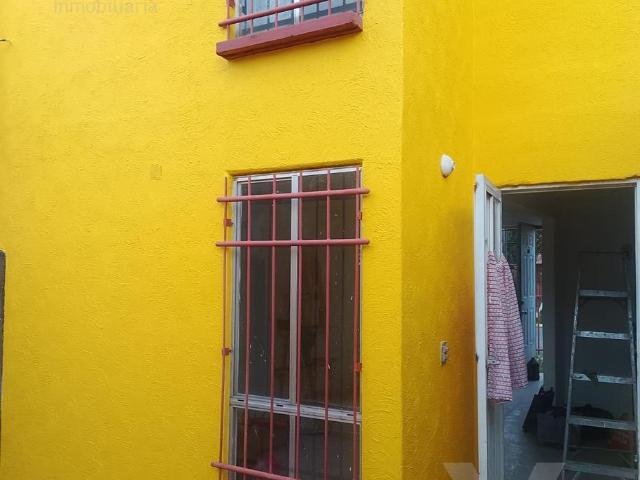CASA EN VENTA EN FRACC. JARDINES STA. TERESA, CHAPULTEPEC