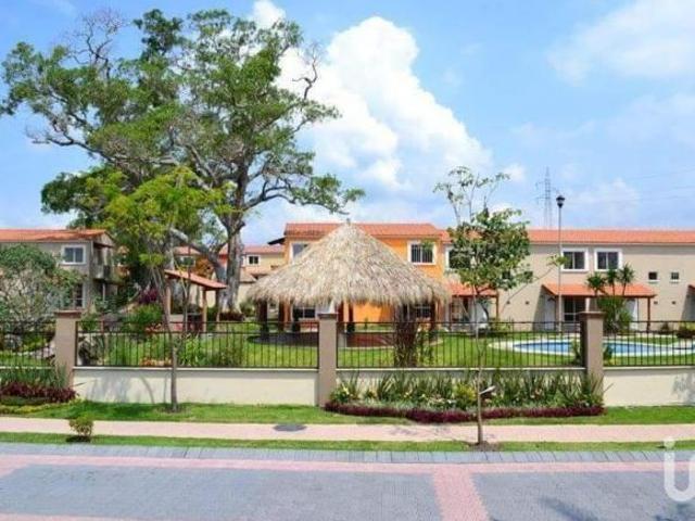 Casa en venta en fracc. La Provincia, Xochitepec, Morelos a tratar, se puede hacer permuta