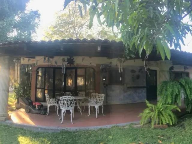 Casa en venta en Fracc los Vergeles, Tepalcingo, Morelos