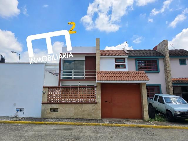 Casa en VENTA en Fracc. Los Pinos, Fortín, Ver