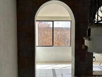 CASA EN VENTA EN FRACC. PORTONES DEL CARMEN