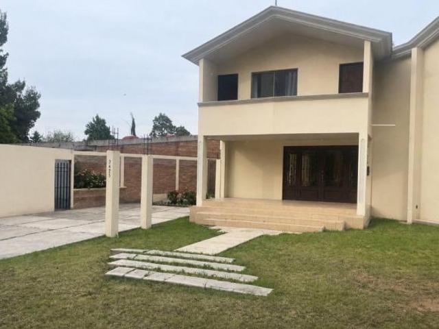 Casa en VENTA en Fracc. Privado Parques de la Cañada