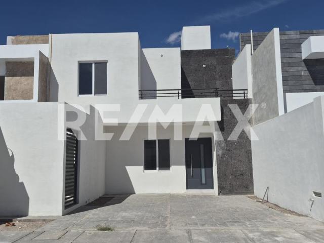 Casa en Venta en Fracc. Residencial El Cielo Zona Mezquital