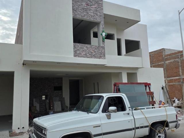 Casa en Venta en Fracc. Residencial Santa Rosa Durango