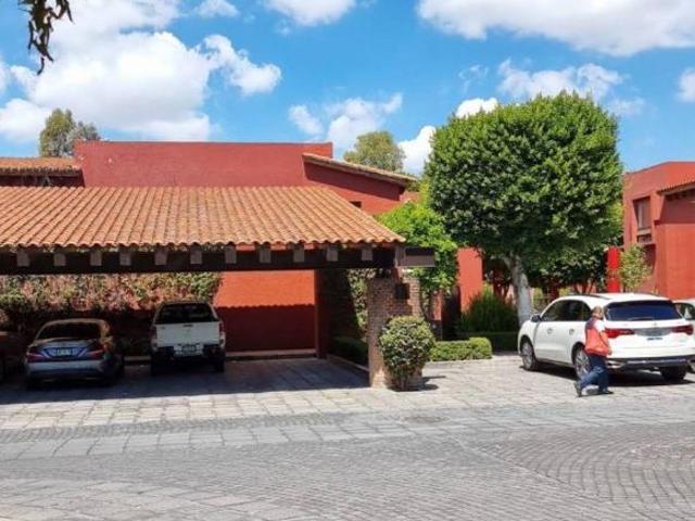 CASA EN VENTA EN FRACC. RESIDENCIAL
