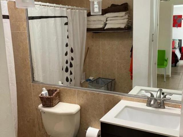 Casa en Venta en Fracc. San Ángel, LEON, GTO. cerca de Blvd. La Luz, Morelos y Valtierra. UNA PLA.