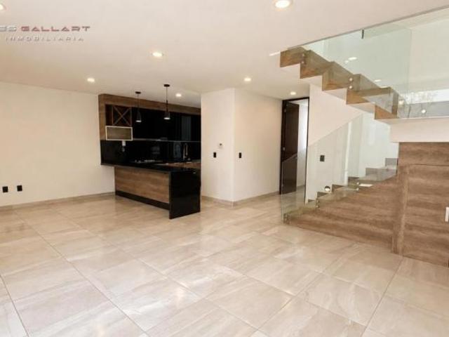 Casa en Venta en Fracc. Trento al Norte de la Ciudad de Aguascalientes