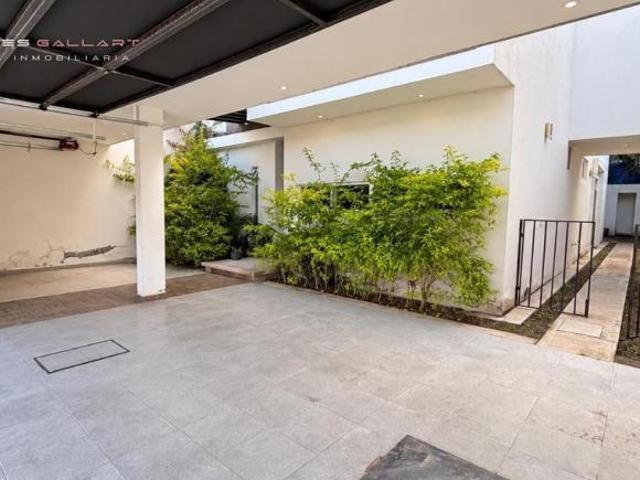 Casa en Venta en Fracc. Valle Escondido en Maravillas al Norte de la Ciudad