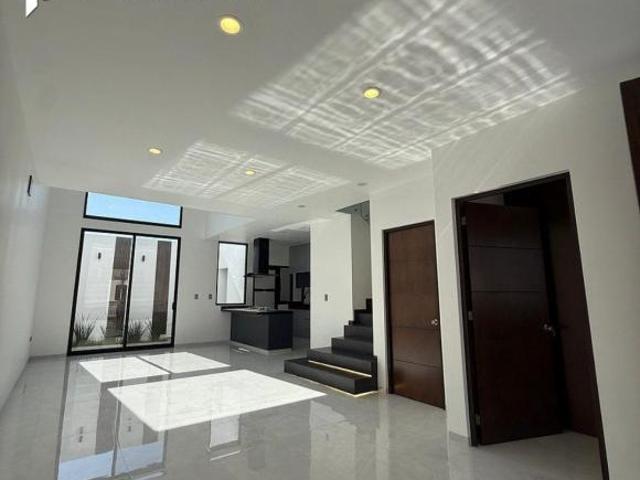 Casa en Venta en Fracc. Vilanova al Sur de la Ciudad de Aguascalientes P