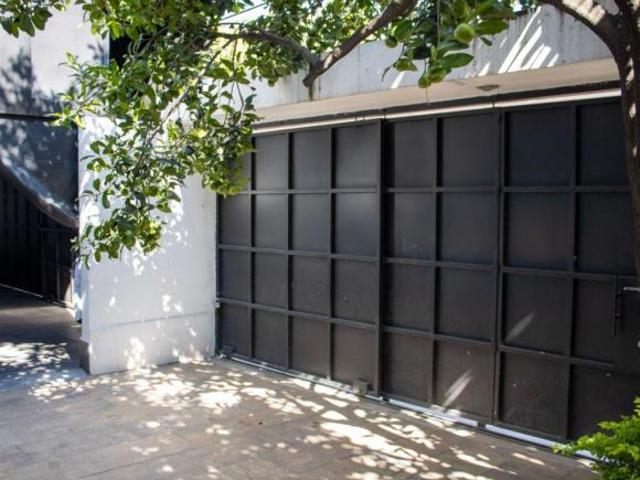 Casa en Venta en Fracc Virreyes, atras de Galerias Liverpool